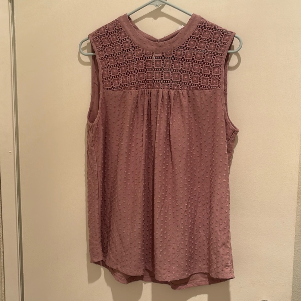Daniel Rainn Fiona lace detail top